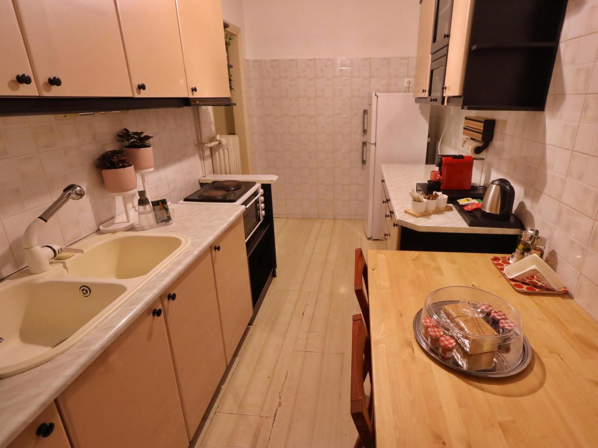 στο κέντρο καισαριανής - Olea Apartment *